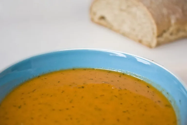Creamy Tomato and Dill Soup (Vegan)