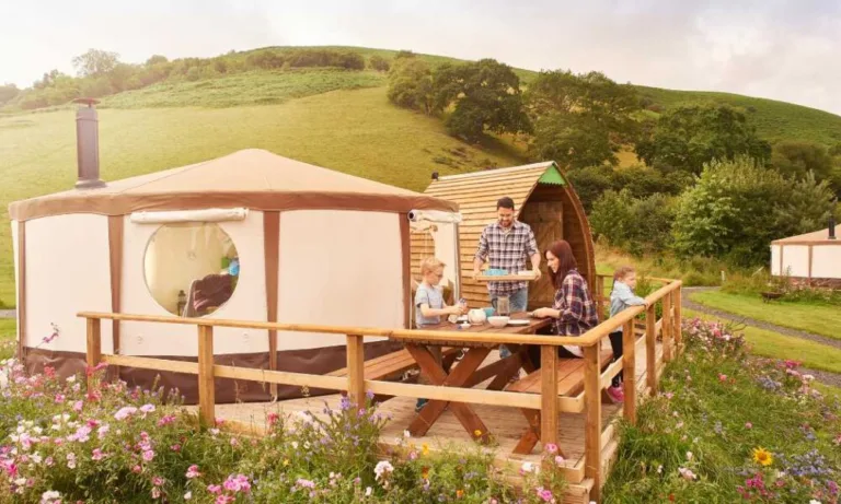 9 Reasons Why Glamping Is More Fun Than Camping