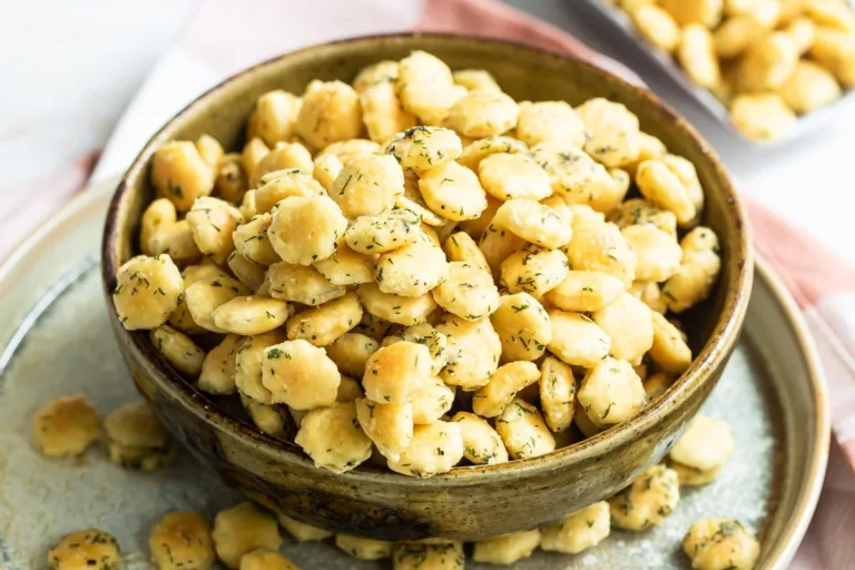 How to Make Addictive Ranch Oyster Crackers