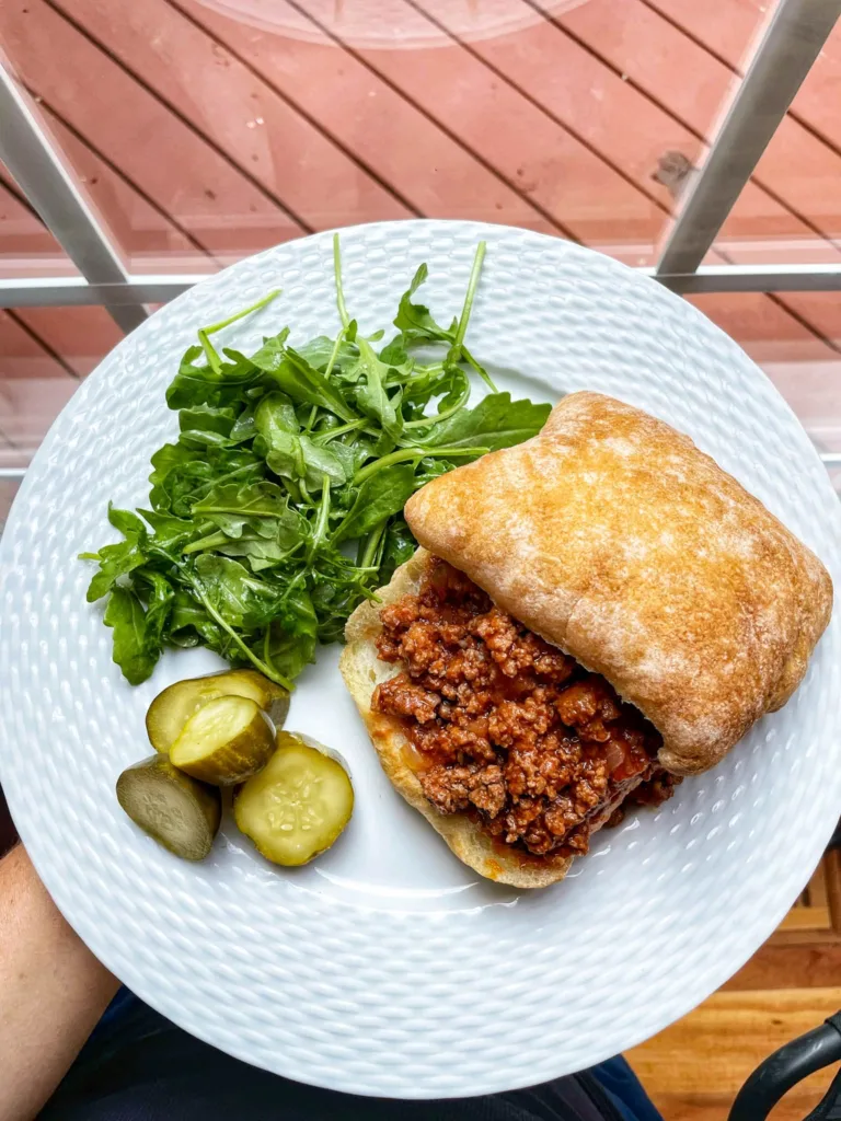 Easy and Tasty Slow Cooker Sloppy Joes
