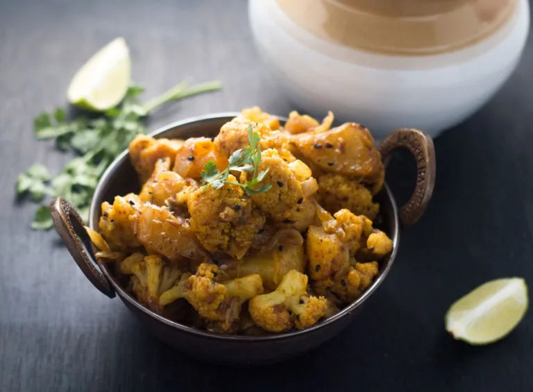 Achari Aloo Gobi Recipe – Spicy Indian Cauliflower Stir Fry