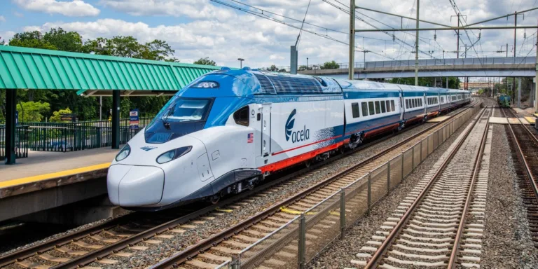 Government Audit Reveals Manufacturing Defects in Amtrak’s New Acela Trains