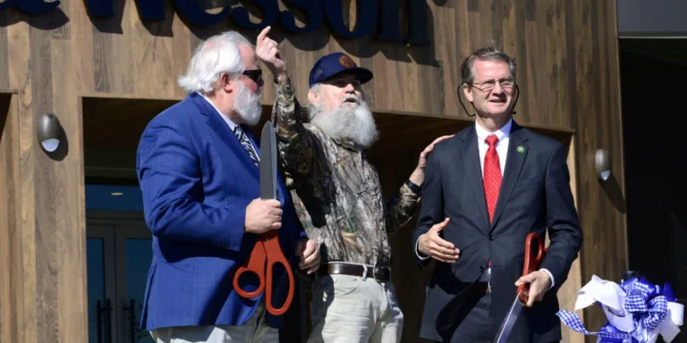 Smith & Wesson Celebrates Grand Opening of New Tennessee Headquarters