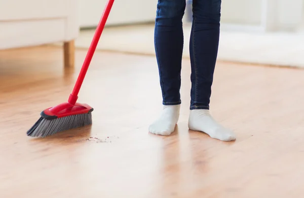 How Many Calories Do Household Chores Burn?