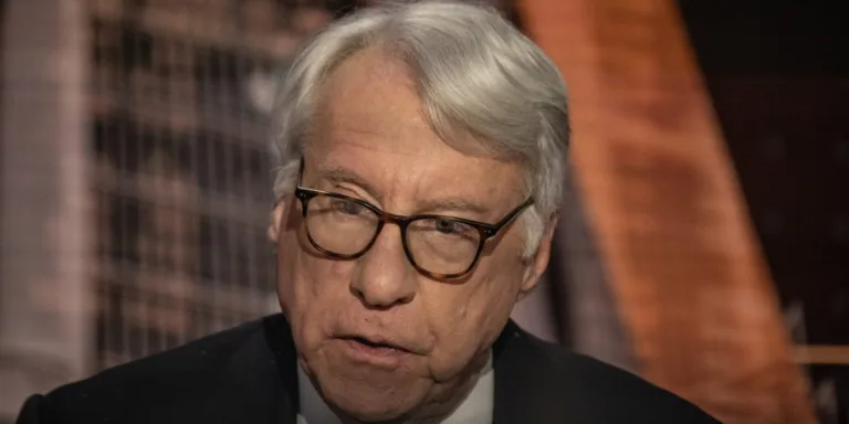 Jim Chanos to Close Hedge Funds After Nearly Four Decades