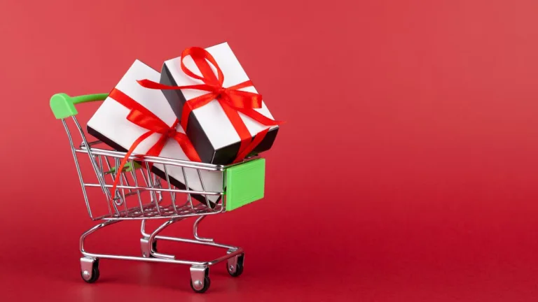 The Best Credit Cards for Shopping on Black Friday
