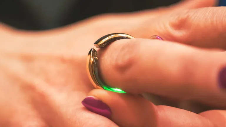 Evie Smart Ring: A Stylish and Functional Health Tracker for Women